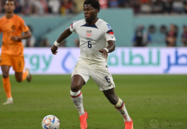 尽管争议在 尽管争议在