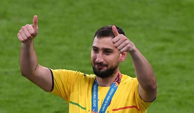 引了无数球 引了无数球